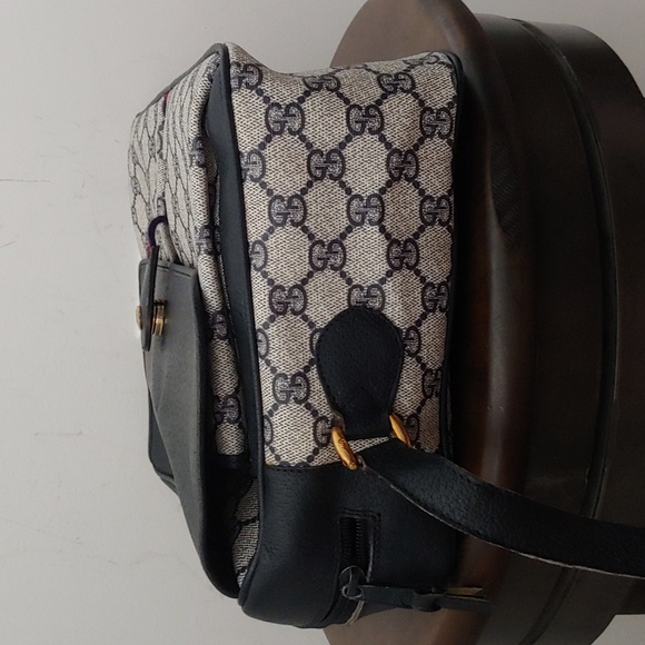 Authentic Vintage Gucci GG Monogram Supreme Sherry Web Ophidia Messenger Bag - Picture 4 of 10